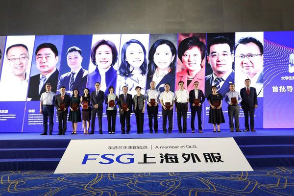 a964f3b7-58c3-4d0d-ac4c-a38bbeddc29e a964f3b7-58c3-4d0d-ac4c-a38bbeddc29e